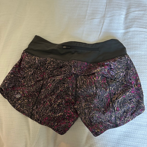 lululemon speed up shorts - Picture 1 of 2